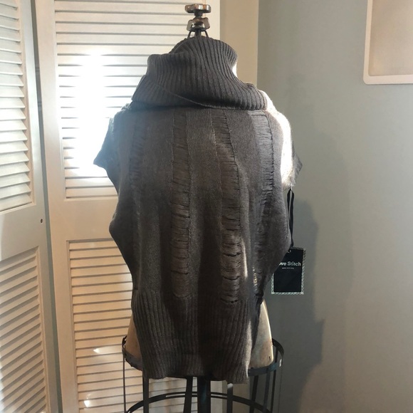 Love Stitch Sweaters - NWT Love Stitch boutique sleeveless sweater